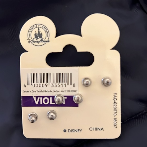 Minnie Mouse earrings - Picture 2 of 3